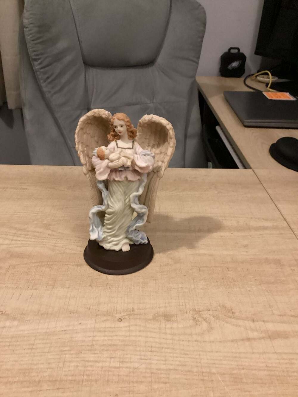 Roman Seraphim Classics Seraphina Heaven's Helper Angel Holding Baby Figurine 69